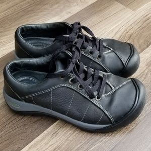 Keen Womens Black Presidio Hiking Shoes 7 / 37.5